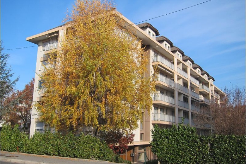 Garage à Annecy-le-Vieux (réf. 010100193145) - Photo 1